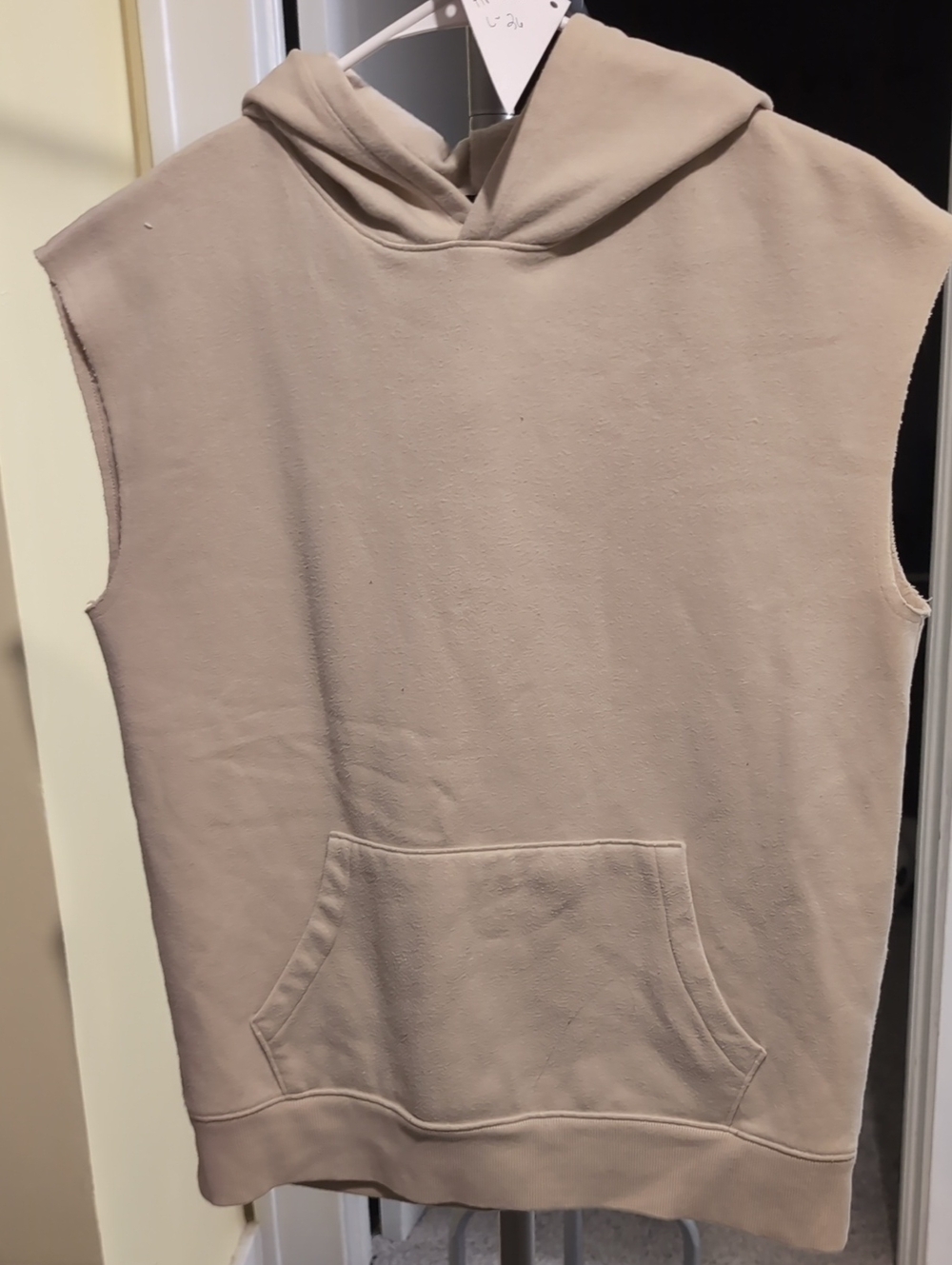 art class Sleeveless Hoodie in Beige